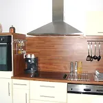 Appartement de 2 chambres a Frejus a 800 m de la plage avec piscine partagee terrasse amenagee et wifi